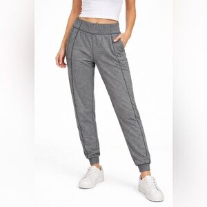 Lululemon Heathered Grey Jogger Sweatpants - Size 6
